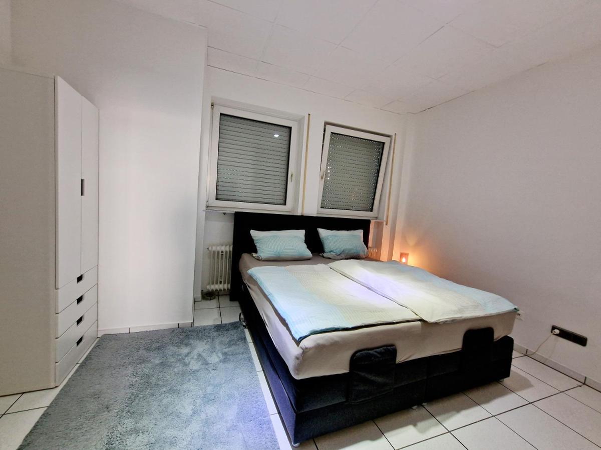 Gruppenfreundliches Apartment هيرتسوجيناوراخ المظهر الخارجي الصورة