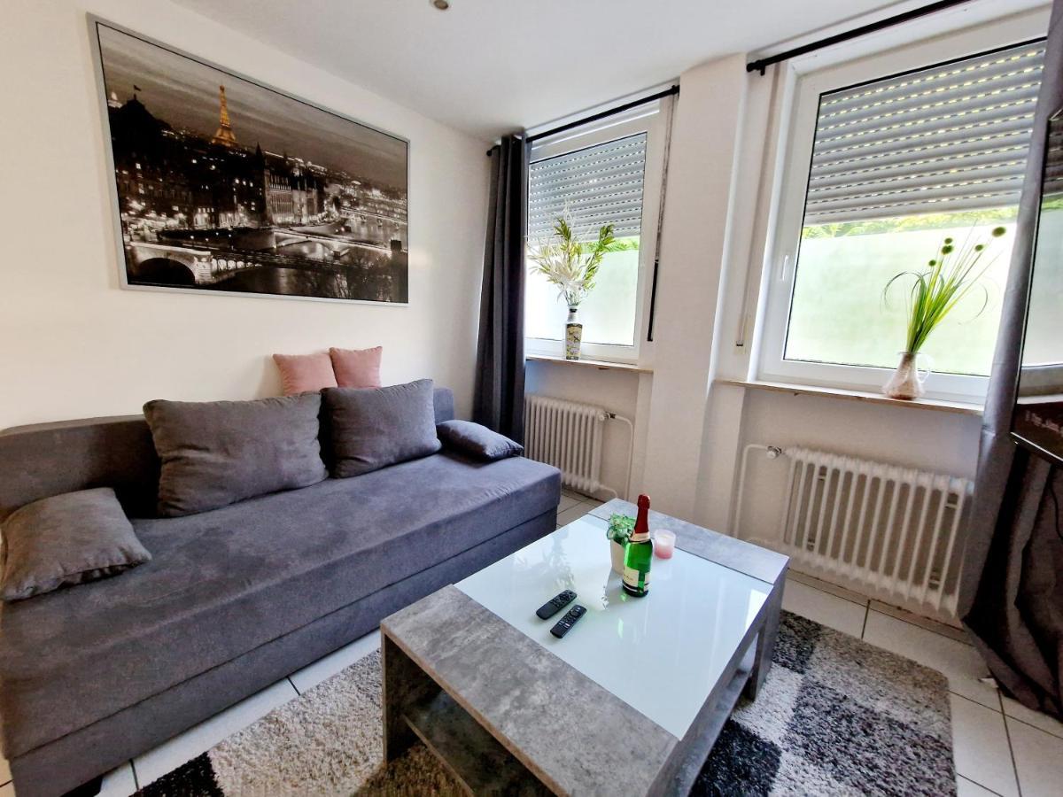 Gruppenfreundliches Apartment هيرتسوجيناوراخ المظهر الخارجي الصورة